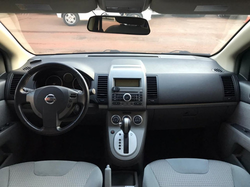 Imagem 9 de 15 de Nissan Sentra S