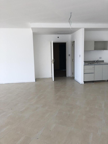 Importante Oficina En Venta De 111 Metros - Estudio De La Bahia, Nordelta