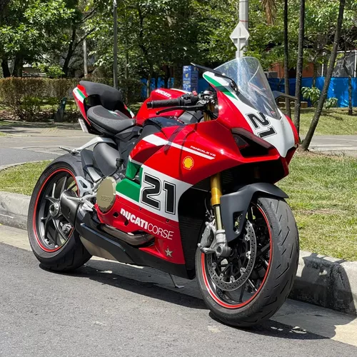 Ducati Panigale V2 Bayliss 1st Championship 20th Anniversary