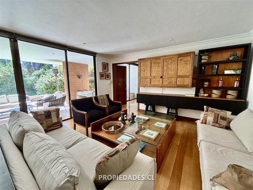 Departamento En Venta De 4 Dorm. En Las Condes