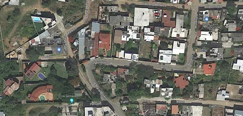 Aproveche Gran Oportunidad, Casa De Remate Bancario En Calle Morelos, Ocotepec, Cuernavaca, Morelos.