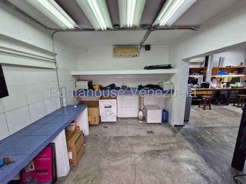 Casa Comercial En Venta En La Carlota Centro Almacenamiento Casas Caracas Contenedores 40 Pies Casas Comerciales Angela Tochon