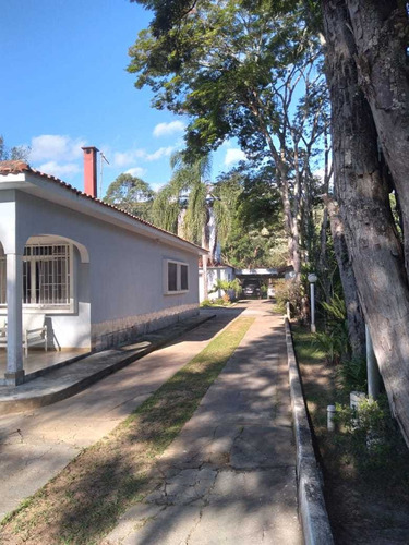 Chácara Em Condomínio Fechado Em Mairiporã C/ 3 Quartos