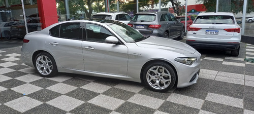 Alfa Romeo Giulia 2.0 280cv Veloce