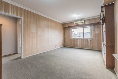 Imagen 8 de 30 de Venta Departamento Muy Luminoso De 4 Ambientes Con Dependencia En Balvanera