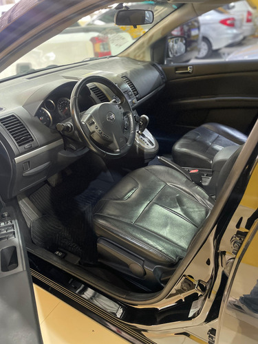 Nissan Sentra 2.0 Flex Aut. 4p