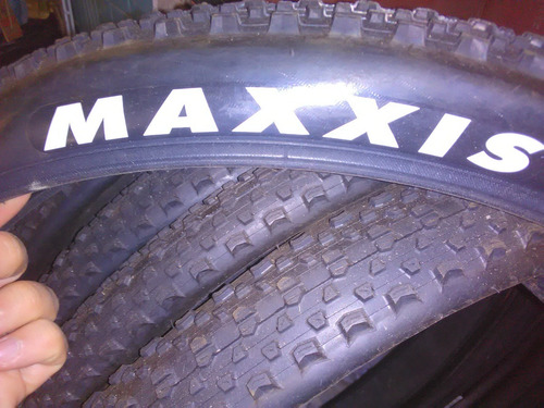 Imagen 2 de 3 de Cauchos Llantas Bicicleta Maxxis Ikon 27.5