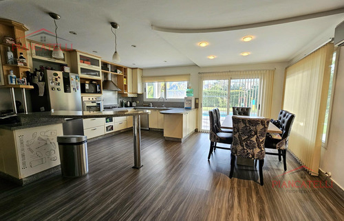 Venta De Casa En Campos De Alvarez Con 4 Habitaciones