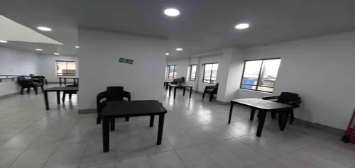 Local En Arriendo Centro (279060790).