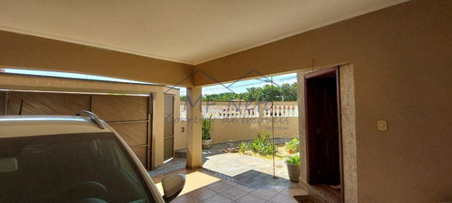 Casa Com 4 Dorms, Centro, Pirassununga - R$ 690 Mil, Cod: 10131913 - V10131913