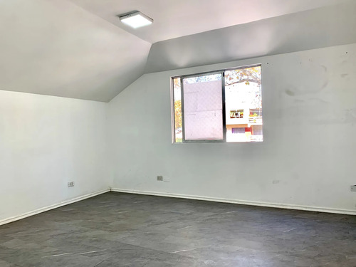 ¡rebajada! Oficina 2 Y 3 Piso/ 7 Privados/ 2 Est.