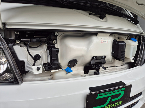 Kia Bongo 2.5 Std 4x2 Rs Turbo S/ Carroceria 2p