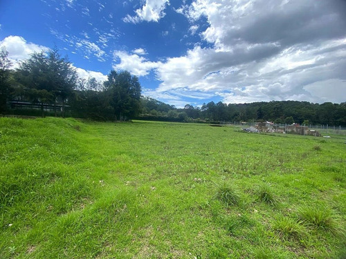 Terreno Plano En Acatitlán, Valle De Bravo Excelente Ubicación