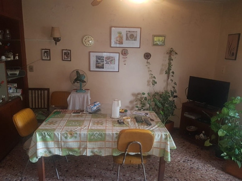 Oportunidad! 2 Casas. 700m2 De Terreno.