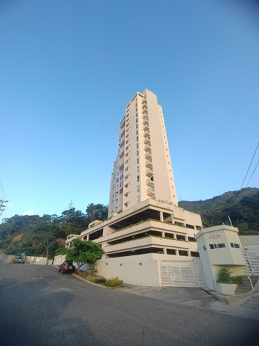 Vende Apartamento Moderno Y Amoblado En Mañongo Res. Iceberg