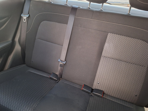 Chevrolet Onix 1.0 Joy 5p