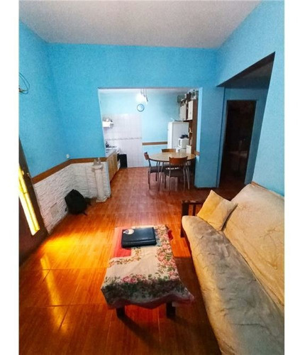Venta Casa En Planta Alta Sobre Av. San Martin