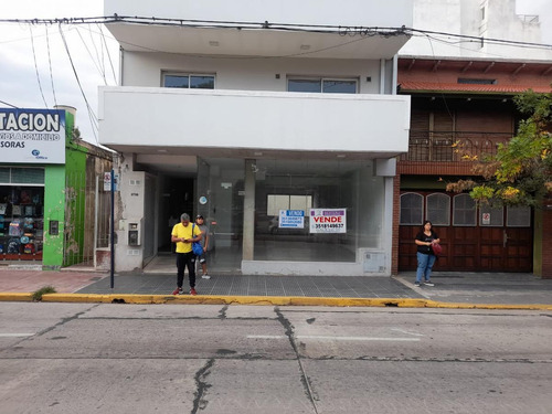 Imagen 2 de 7 de Local Comercial Sobre Avenida Colón 2736