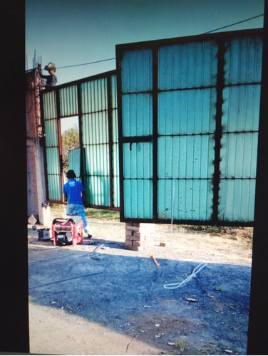  Vendo...cambio. Recibo Vehículos .terreno Bardeado Pueblo De Santiago Zapotitlán .santiago Norte C.p,13300