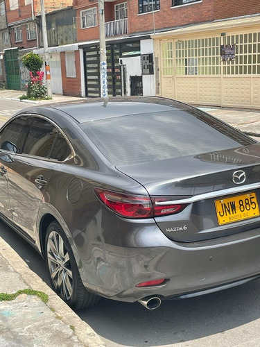 Imagen 3 de 10 de Mazda 6 Signature Modelo 2021
