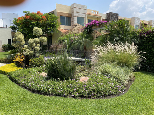 Casa En Condominio Para Estrenar En Lomas De Jiutepec