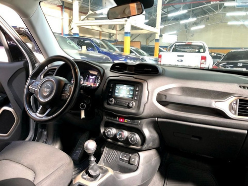 Imagen 8 de 14 de Jeep Renegade 1.8 Sport 2018