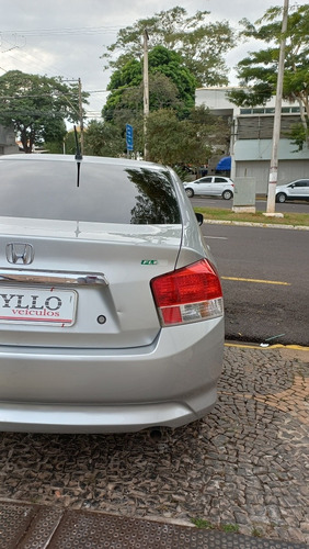 Imagem 8 de 15 de Honda City 2012 1.5 Dx Flex 4p