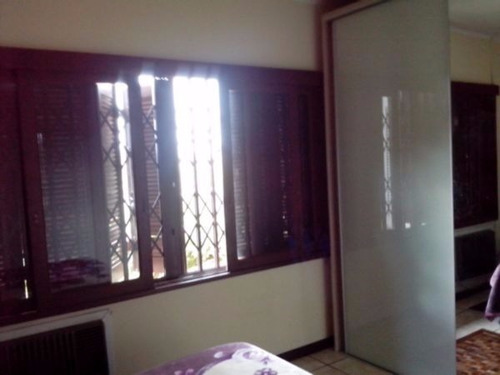 Casa Em Vila Nova Com 5 Dormitórios - Nk17726
