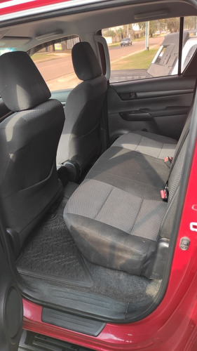 Imagen 7 de 9 de Toyota Hilux 2017 2.4 Cd Dx 150cv 4x4