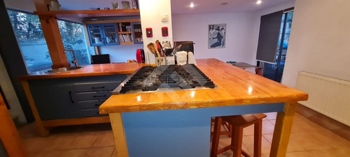 Casa En Venta De 4 Dorm. En Pedro De Valdivia Norte