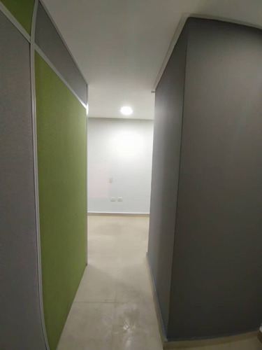 Imagen 4 de 8 de Alquiler Oficina Las Quintas Naguanagua 186292 Mp