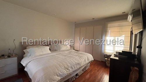 Venta Apartamento Campo Alegre 25-13935 Yg