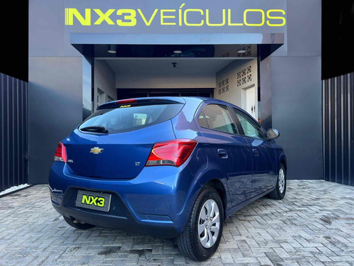 Chevrolet Onix 1.0 MPFI LT 8V FLEX 4P MANUAL