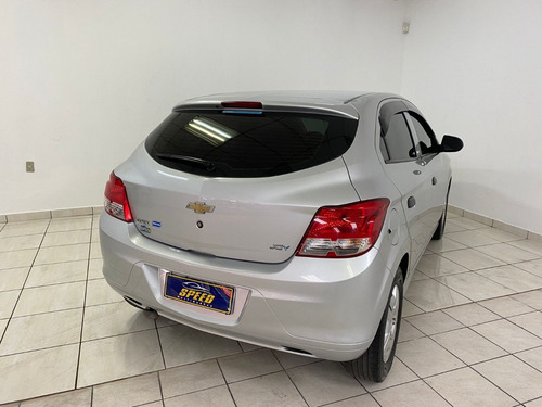 Imagem 3 de 12 de Onix Hatch Joy 1.0 8v Flex 5p Mec.