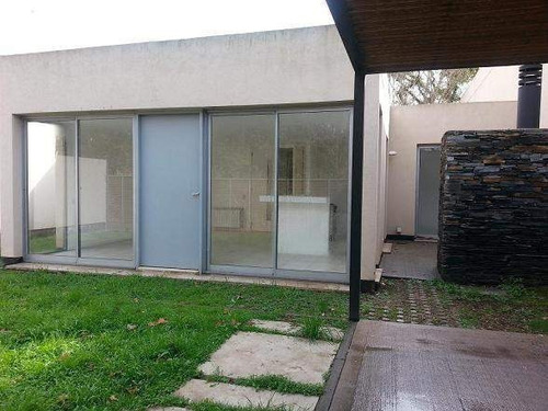 Imagen 2 de 24 de Casa Venta Villa Pehuen Villa Allende