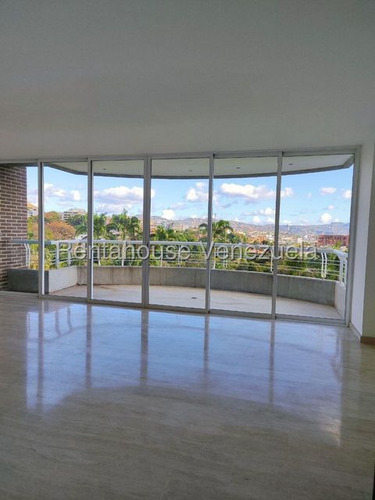 Apartamento Piso Alto Multinivel 680 M² 4h, 8b, 4p, Residencias Bosque Los Chorros Con Pozo De Agua Planta Eléctrica En Calle Cerrada En Venta En Los Chorros Avenida Principal De Los Chorros Caracas