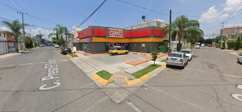 Casa En Venta De Remate Bancario, C. Presa El Tintero 1031, Los Arrayanes, 44765 Guadalajara, Jal. Jmjc12