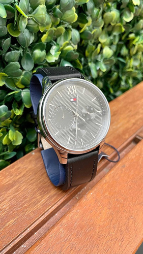 Imagen 3 de 3 de Reloj Tommy Hilfiger 1791417 Nuevo En Stock
