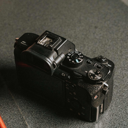 Sony A7rii (cuerpo + Baterías)