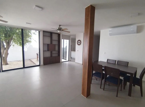 Casa En Renta En Temozon, Privada Tanaj