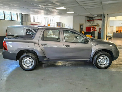 Renault Duster Oroch Profesional 1.6 4x2 (dm)