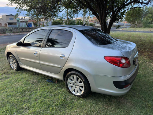 Peugeot 207 1.6 XS PASSION 16V FLEX 4P MANUAL