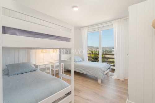 Venta Casa En Centro De Cachagua Con Vista A Mar