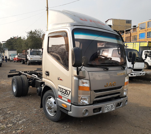 Jac Camión Chasis Para Tres Toneladas 2018 16.400 Km Origina