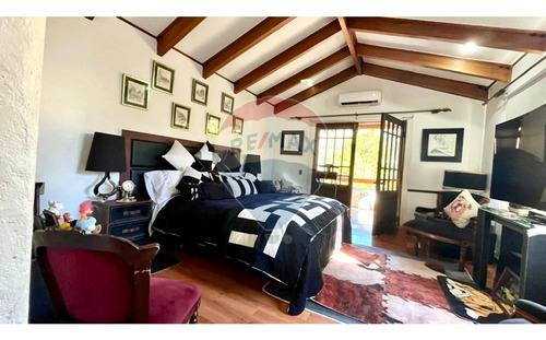 Casa Colonial En Los Trapenses 7d Y 6b