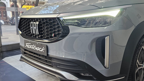 Fiat FASTBACK 1.3 T270 At6