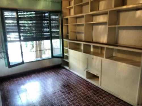 Chalet En La Mejor Zona De Monte Grande - Apto Crédito!!