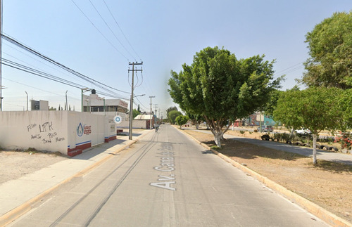 Pensamientos 100, San Pablo De Las Salinas, Tultitlán, Edo. De México. Rr*