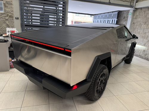 Tesla Cybertruck