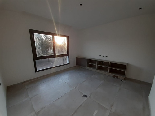 Imagen 8 de 23 de Chacras De La Villa - Casa 3 Dorm 330 M2 Cub - A Estrenar - Villa Allende